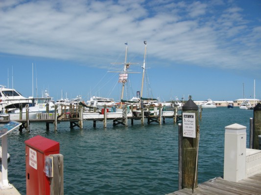 Key West havnefronten med nogle ' små' skibe